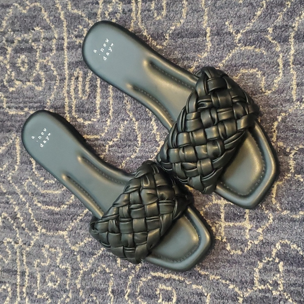 Black Woven Slides